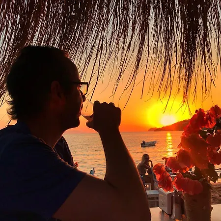 Hotel Pitos Gümüşlük