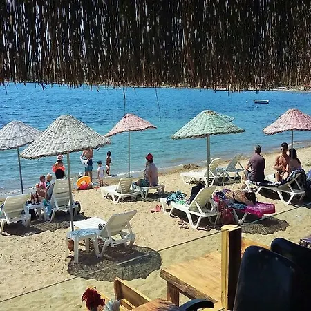 Pitos Hotel