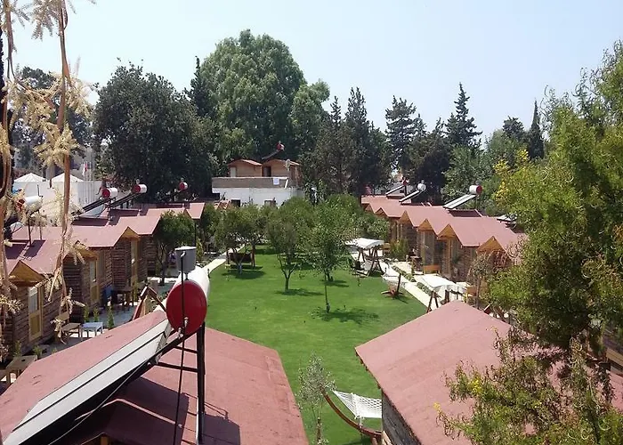 Pitos Hotel Gumusluk